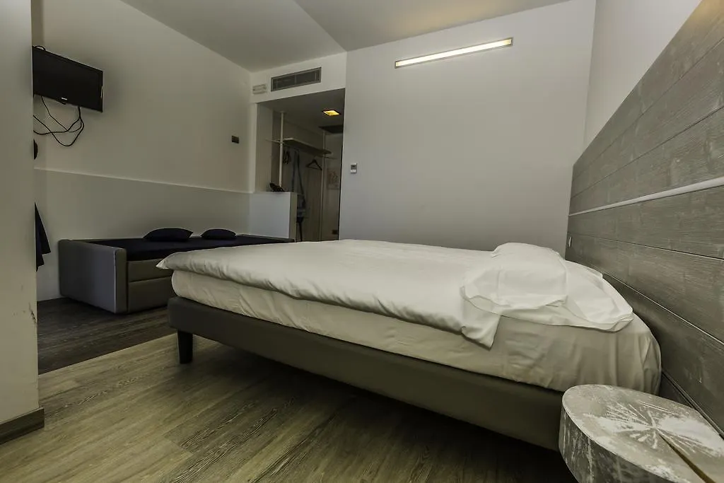 Campione Univela Rooms & Beds - Private Beach Tremosine Włochy